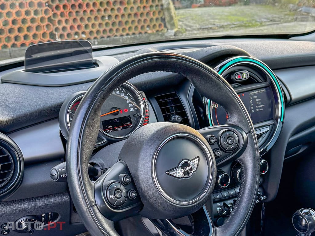 MINI Cooper Cooper D