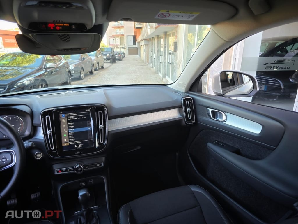 Volvo XC40 2.0 D3 Momentum