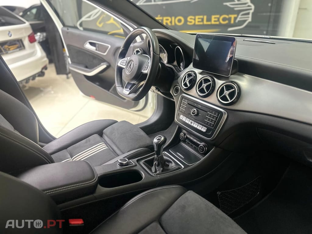 Mercedes-Benz A 180 Dynamic Edition