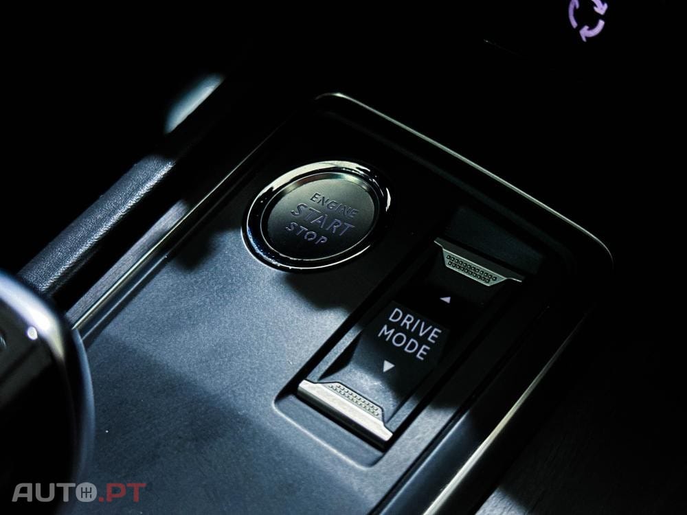 Peugeot 508 SW e-EAT8 225