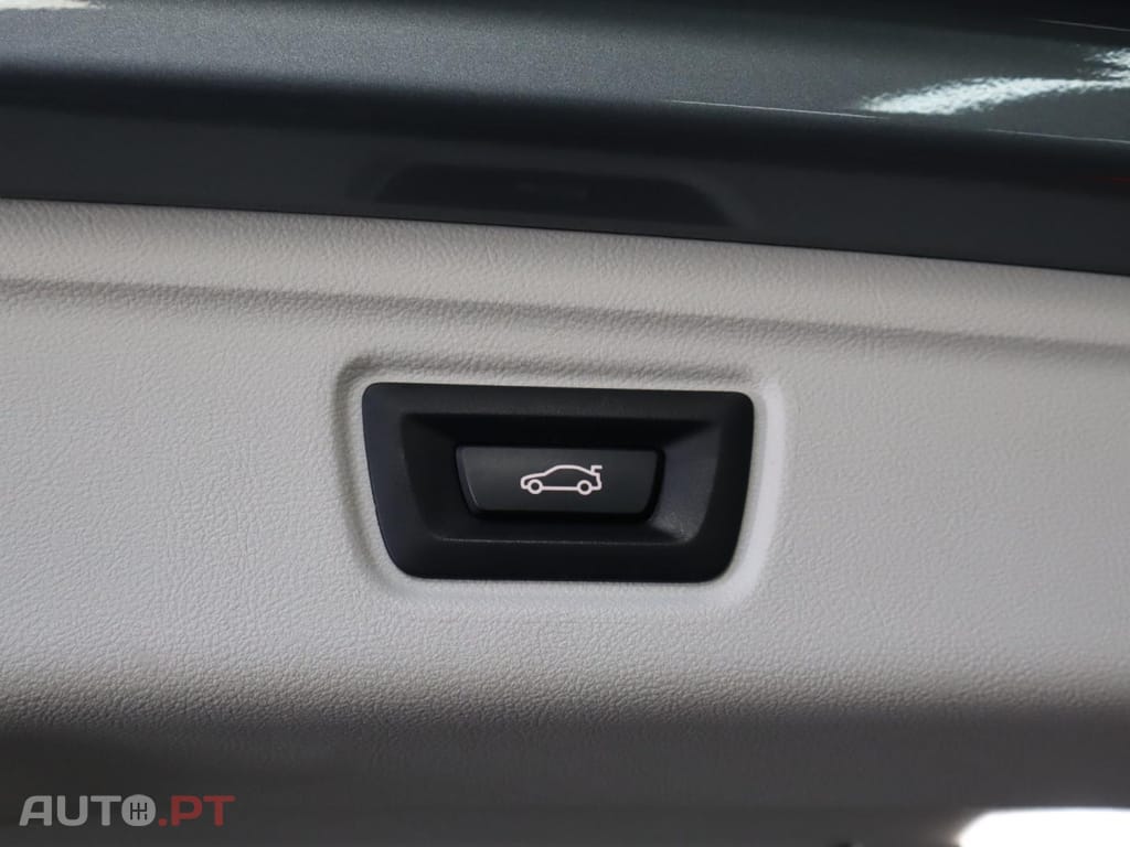 BMW 320 d Auto