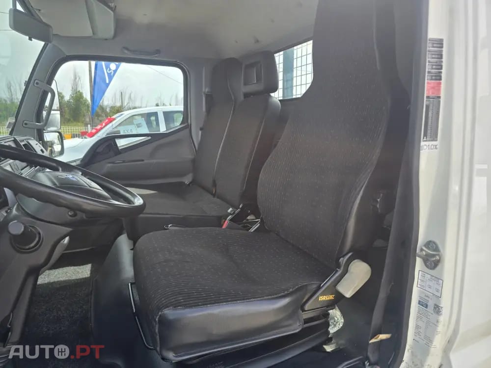 Mitsubishi Canter 9C18
