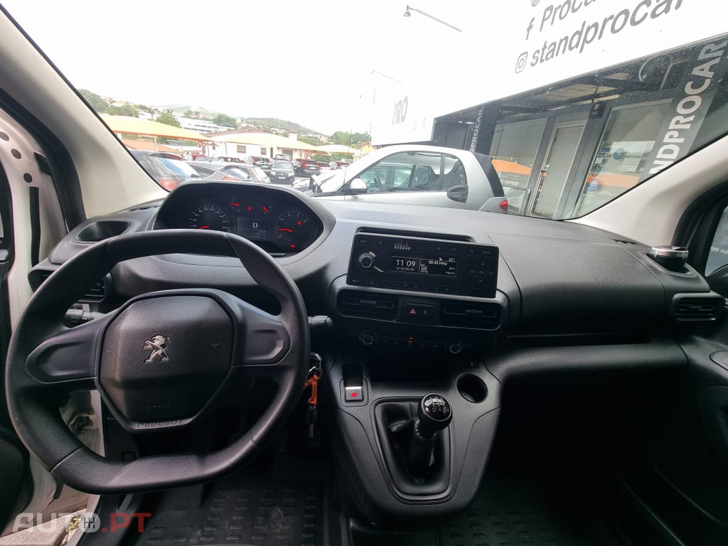 Peugeot Partner 1.6 BlueHDi L1 Premium 3L