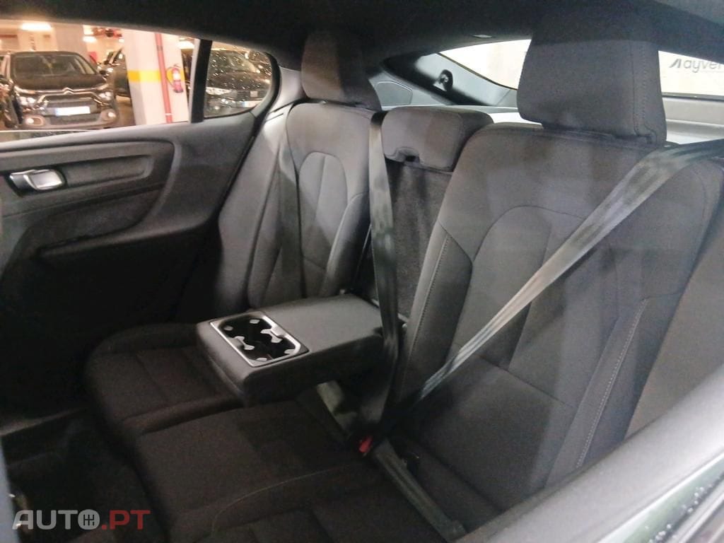 Volvo C40 Recharge Extended Range Core
