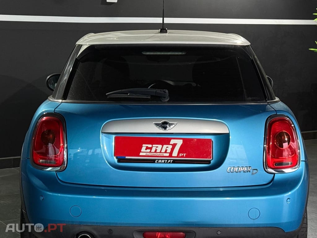 MINI Cooper Cooper D