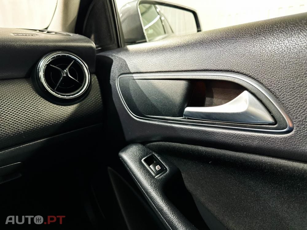 Mercedes-Benz A 180 CDI BlueEFFICIENCY
