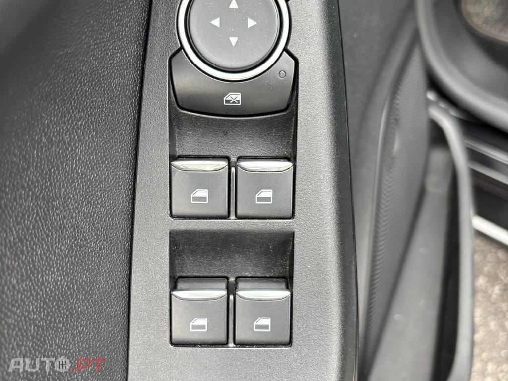 Ford Fiesta 1.1 Ti-VCT Edição Limitada