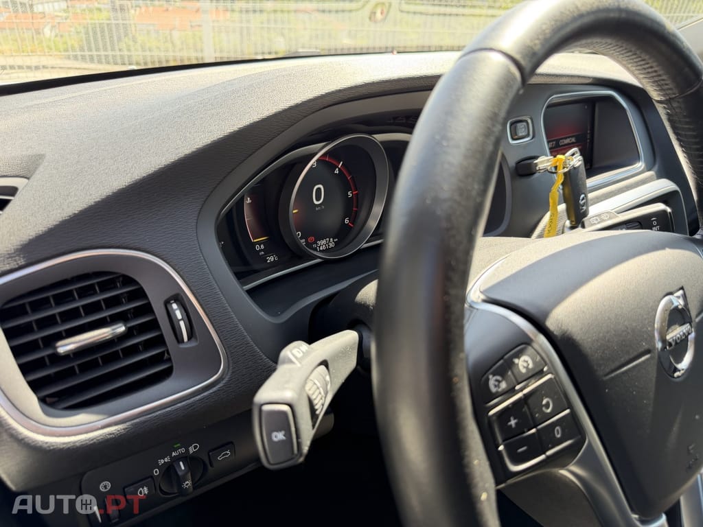 Volvo V40 Cross Country 2.0 D2 Plus Geartronic
