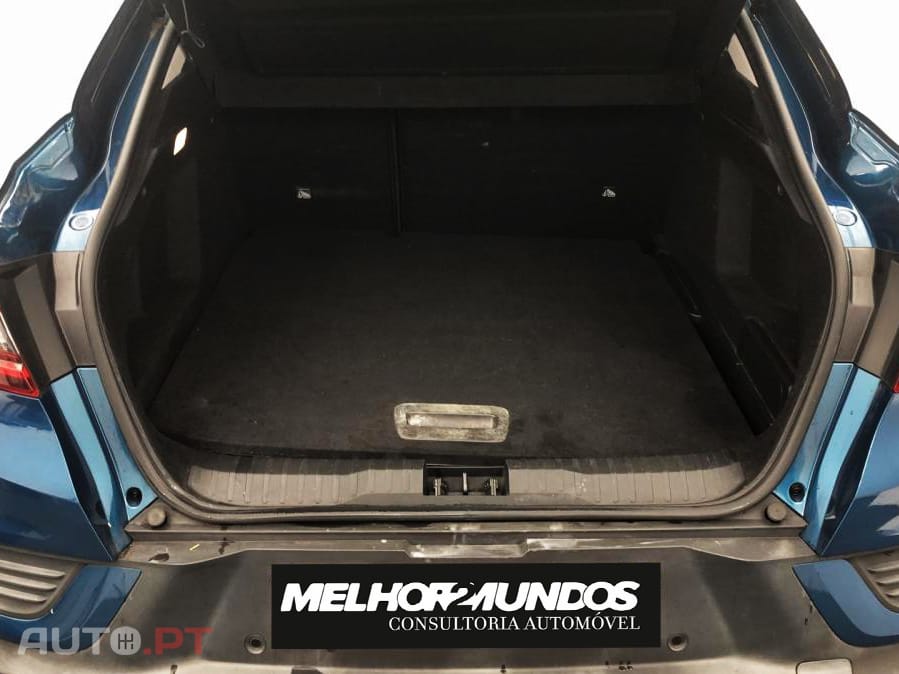 Renault Arkana 1.6 E-Tech Business