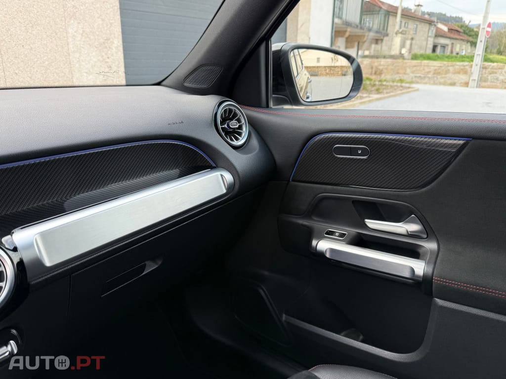 Mercedes-Benz GLB 180 d AMG Line