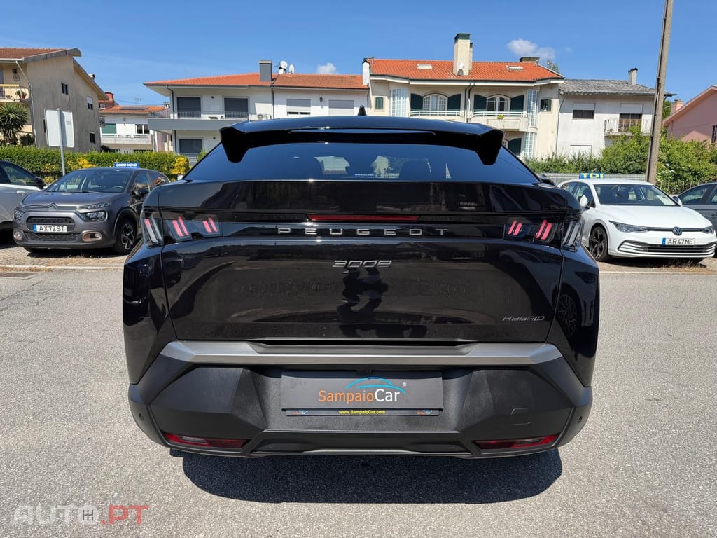 Peugeot 3008 1.2 Hybrid Allure e-DCS6