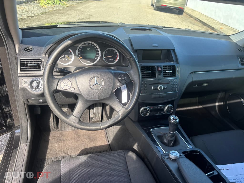 Mercedes-Benz C 220 CDi Executive BlueEfficiency