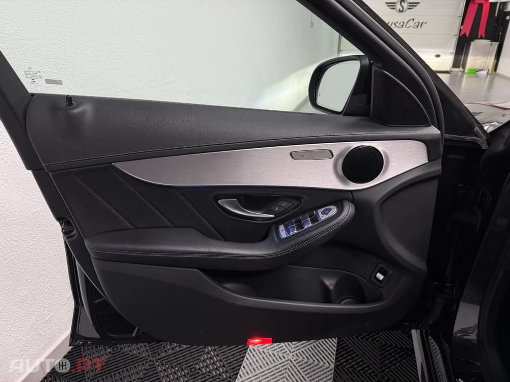 Mercedes-Benz C 300 de T 9G-TRONIC AMG Line