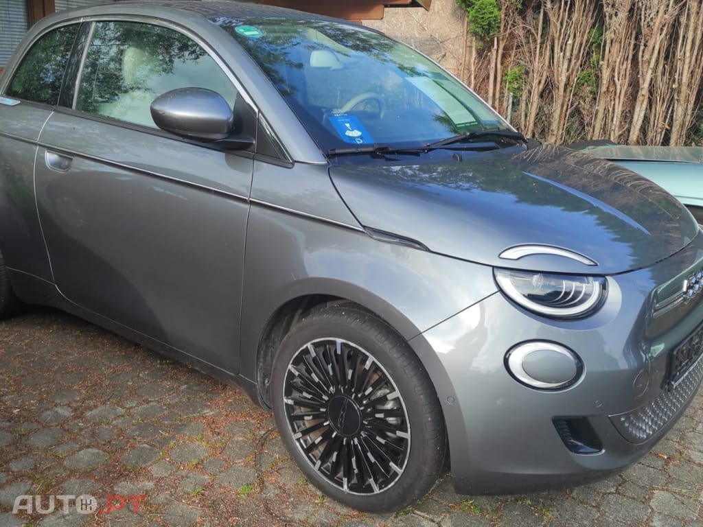 Fiat 500e C La Prima