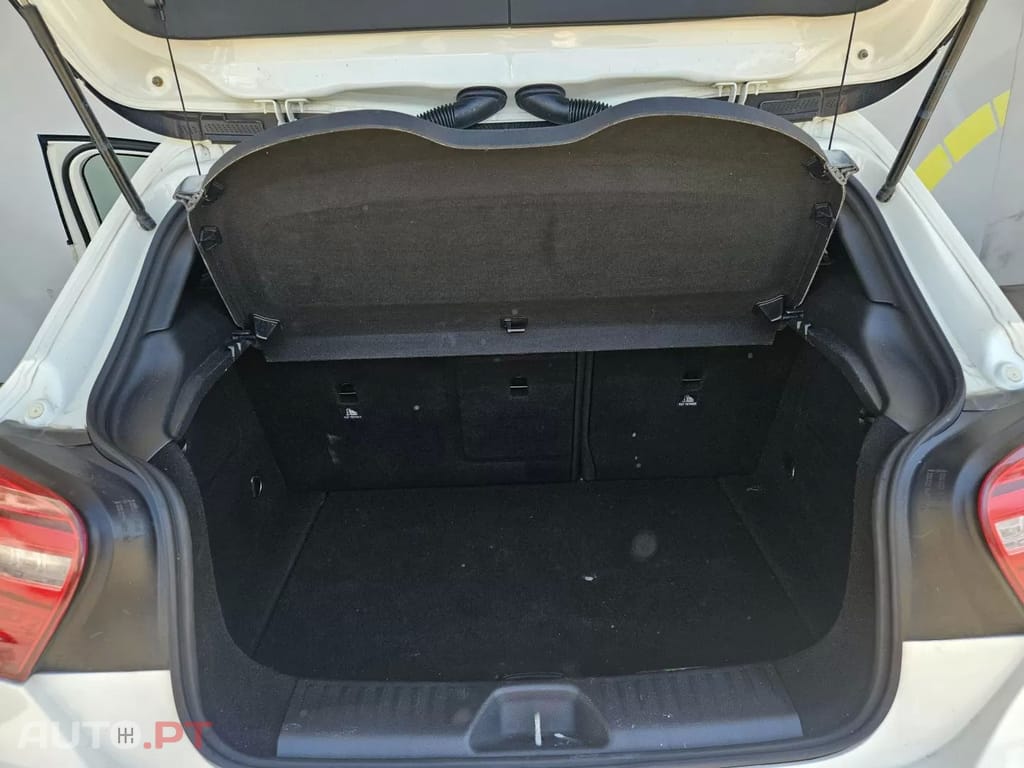 Mercedes-Benz A 35 AMG other_Outro