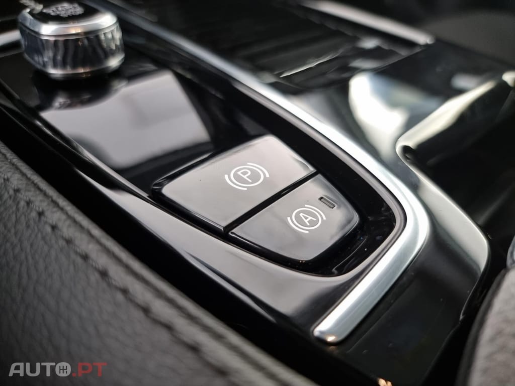 Volvo V60 2.0 T6 AWD TE Inscription Expression — fotografia 42