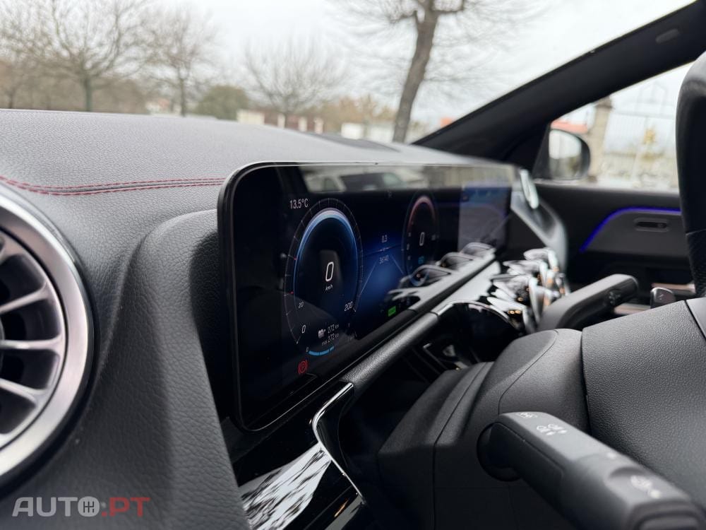 Mercedes-Benz EQA 250 AMG Line