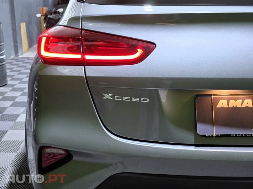 Kia Xceed 1.0 T-GDI Tech+SRF