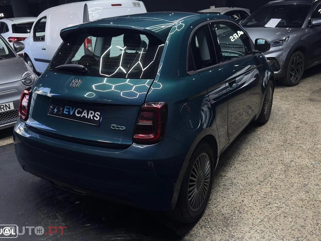 Fiat 500e 42 kWh Icon