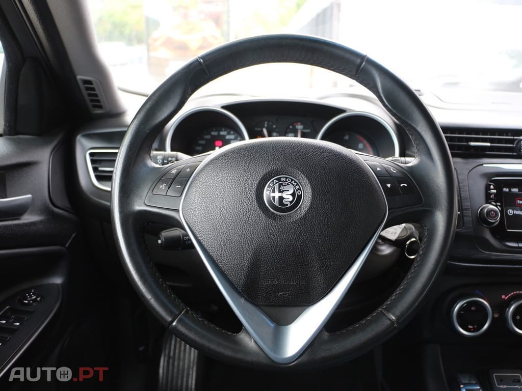 Alfa Romeo Giulietta 1.6 JTDm Super J18 TCT