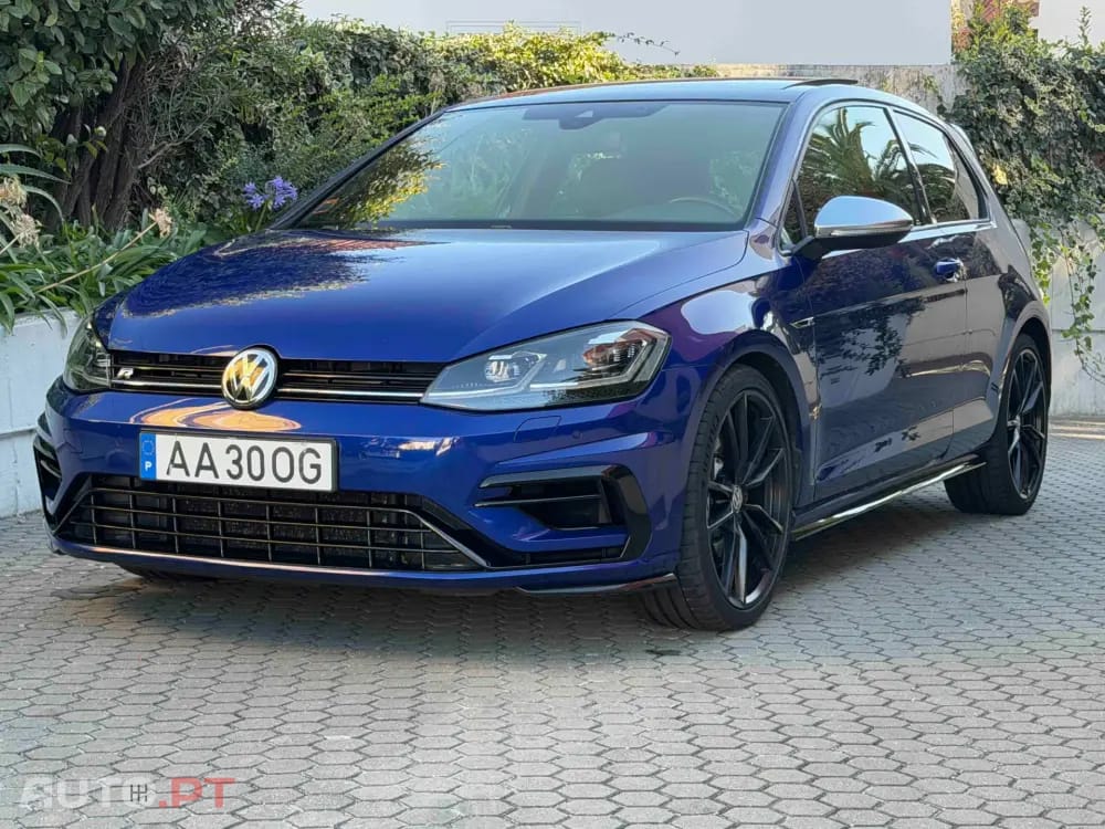 Volkswagen Golf R 4Motion (BlueMotion )