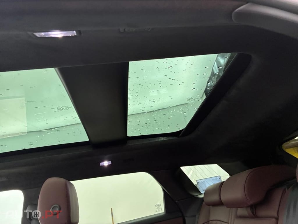 Land Rover Evoque 1.5 P300e AWD R-Dynamic Autobiography