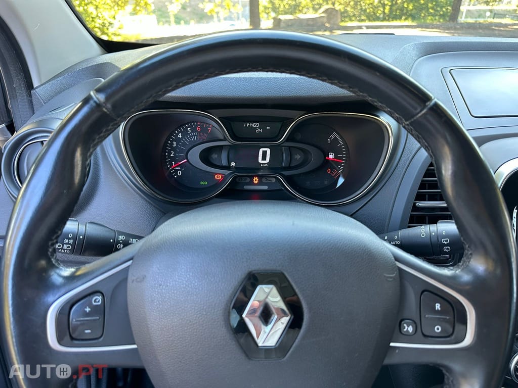 Renault Captur 1.2 TCe Initiale Paris