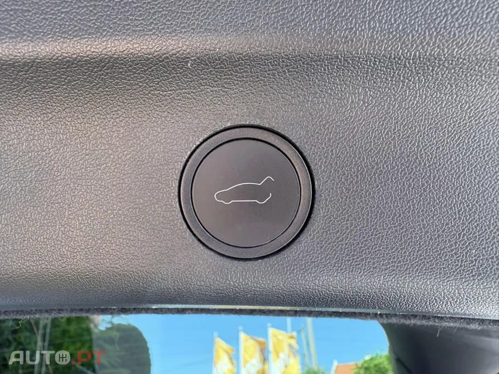 Tesla Model Y Long Range Tração Integral