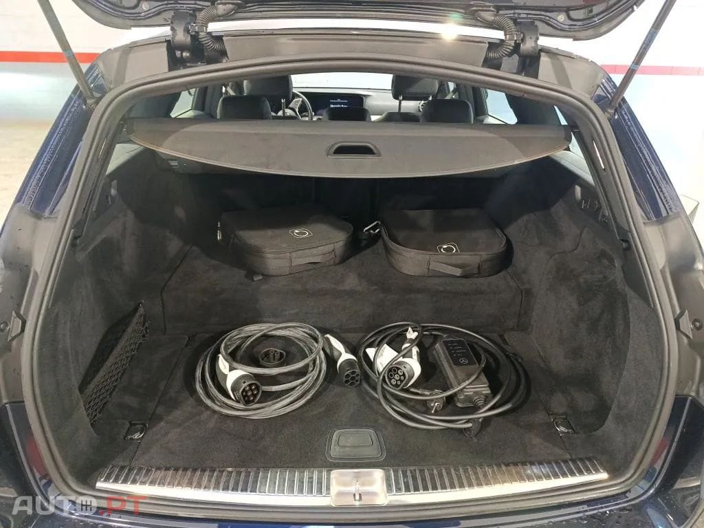 Mercedes-Benz E 300 de Avantgarde