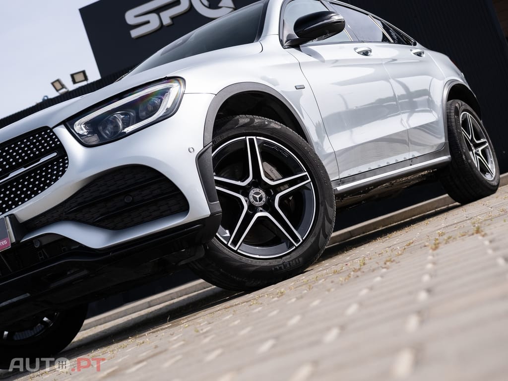 Mercedes-Benz GLC 300 de Coupe 4Matic 9G-TRONIC AMG Line