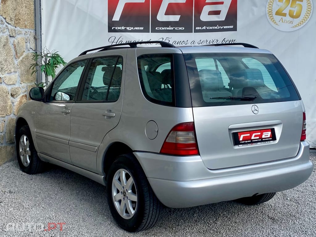 Mercedes-Benz ML 270 CDI 7 Lugares