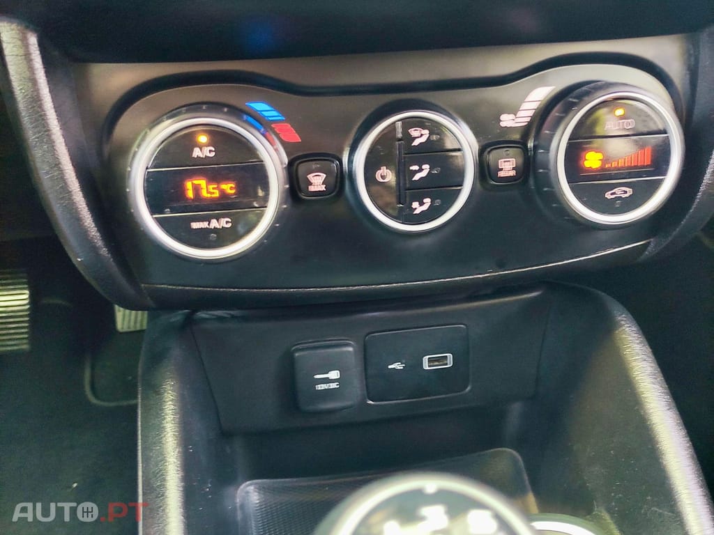Fiat Tipo 1.3 M-jet Lounge
