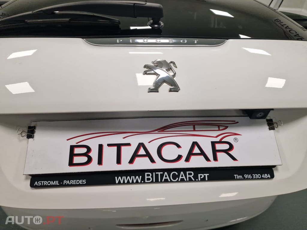 Peugeot 208 1.6 BlueHDi Style