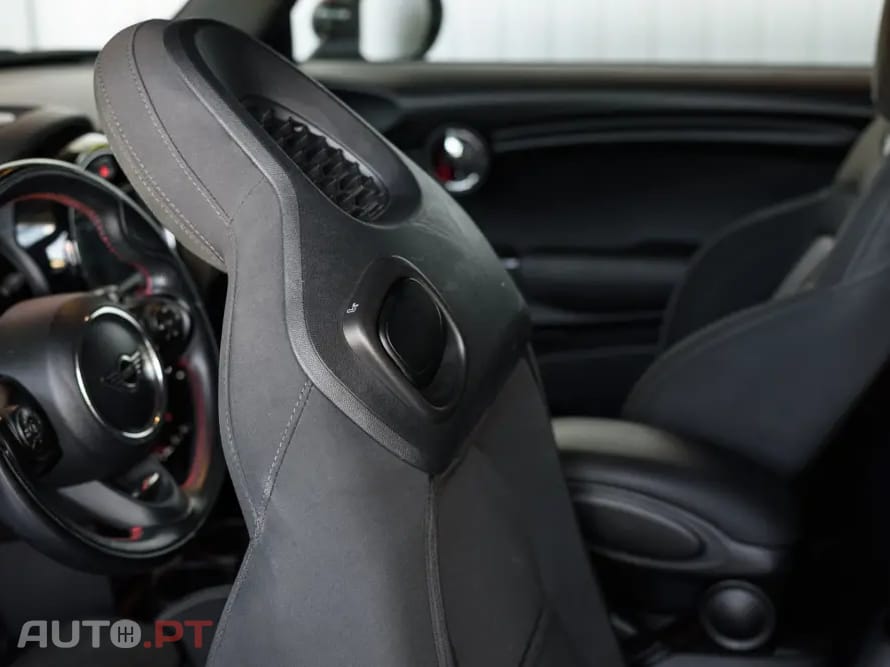 MINI Cooper Cooper D