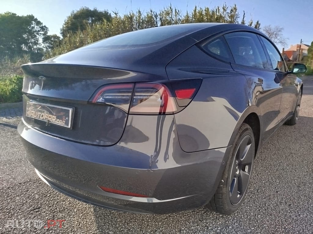 Tesla Model 3 Tração Traseira Premium