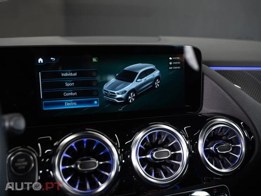 Mercedes-Benz GLA 250 e 8G-DCT AMG Line