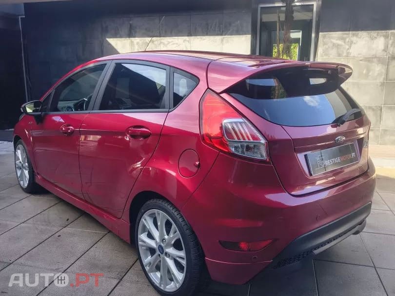 Ford Fiesta 1.0 EcoBoost S&S ST-LINE