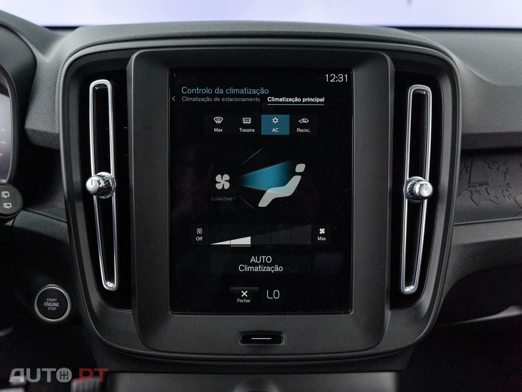 Volvo XC40 1.5 T2 Momentum