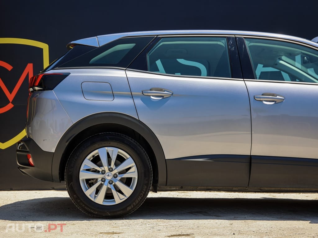 Peugeot 3008 1.5 BlueHDi Active