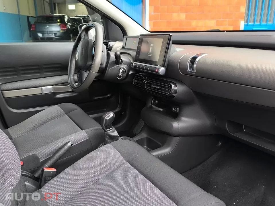Citroen C4 Cactus 1.6 BlueHDi Shine