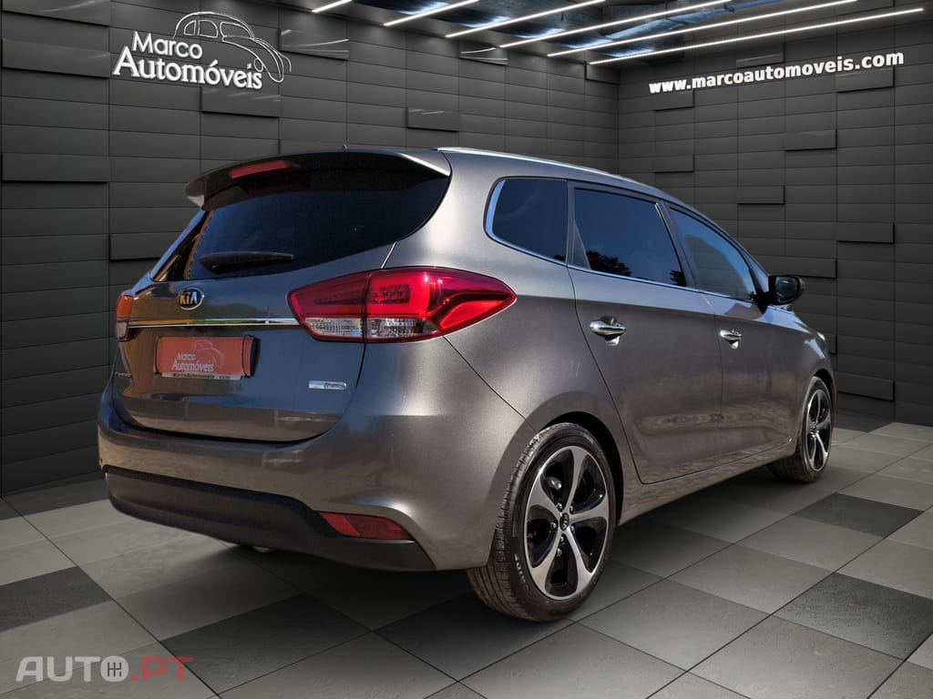 Kia Carens 1.7 CRDi ISG EX