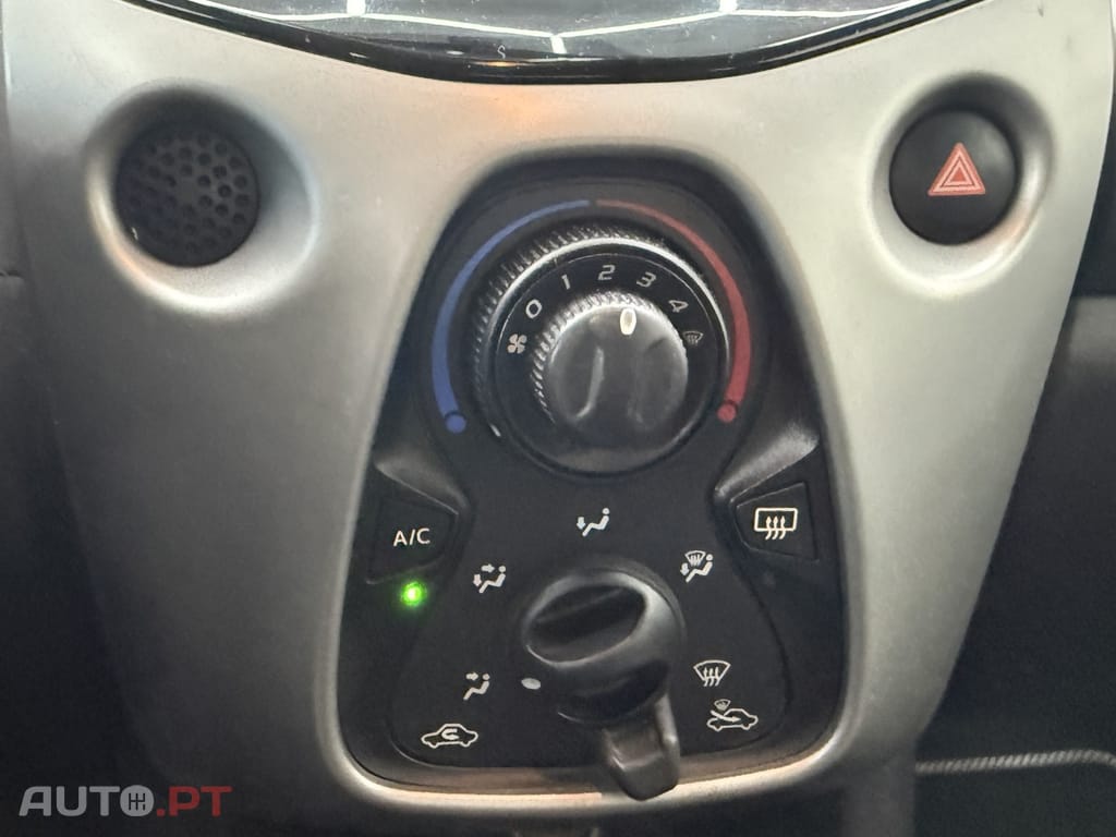 Peugeot 108 1.2 VTi Allure