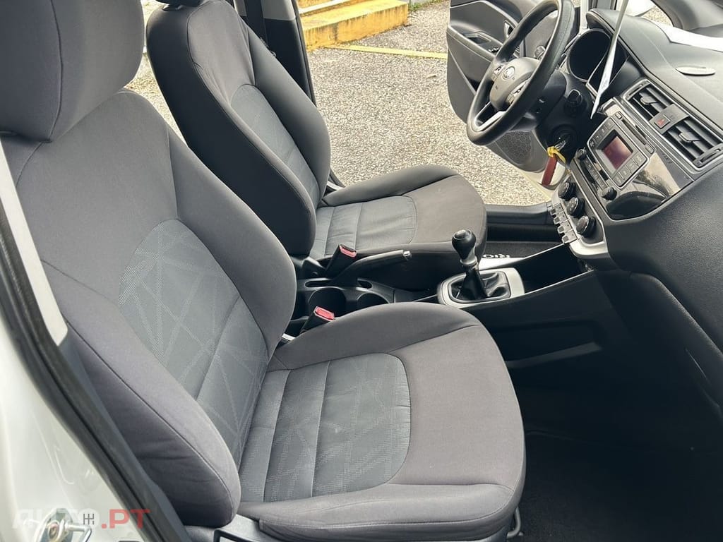 Kia Rio 1.2 CVVT TX