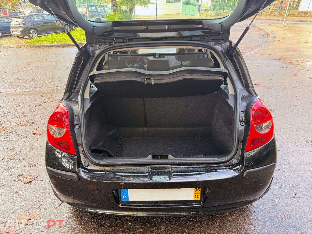 Renault Clio 1.6 INITIALE Automático 80mikm