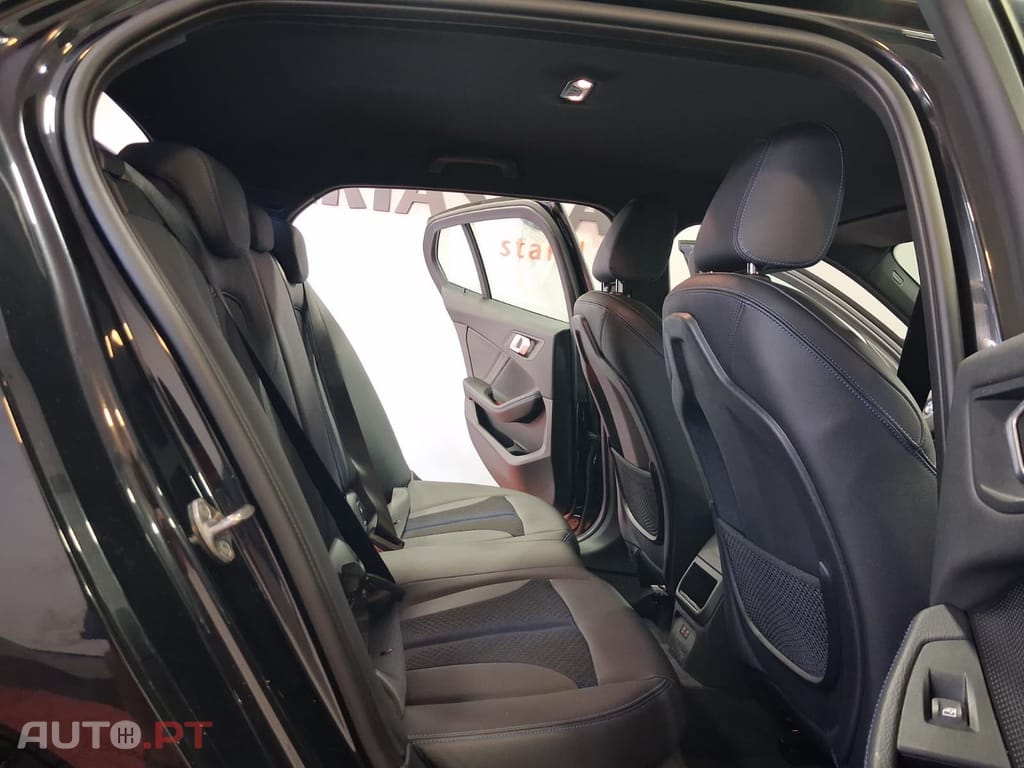 BMW 116 i Pack Desportivo M
