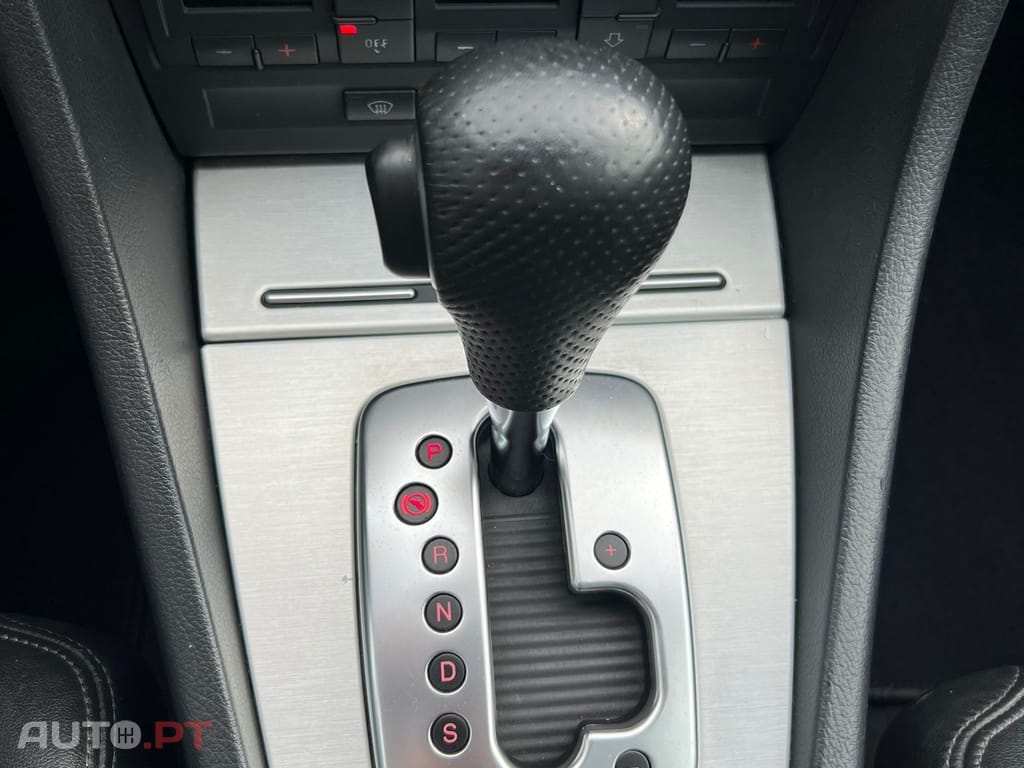 Audi A4 Avant 2.0 TDi S-line Multitronic