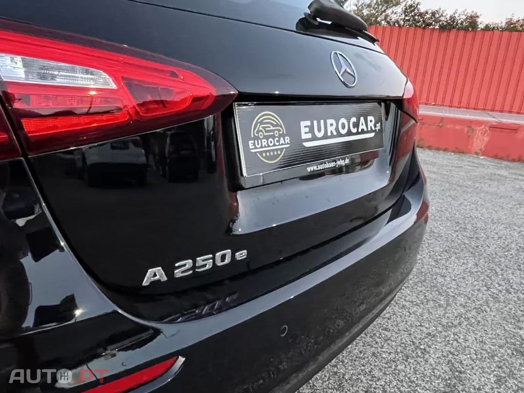 Mercedes-Benz A 250 e 8G-DCT Advanced Progressive
