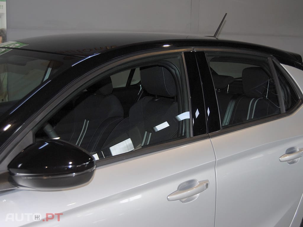 Opel Corsa 1.2 T GS Line