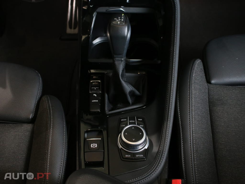 BMW X2 25 e xDrive Pack M