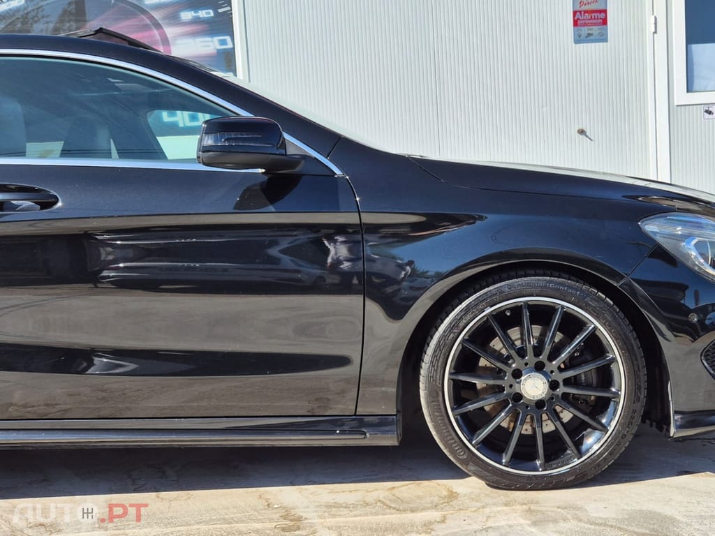 Mercedes-Benz CLA 220 CDI 7G-DCT AMG Line